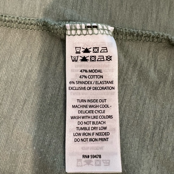 Cynthia Rowley Blessed T-Shirt - Picture 4 of 4